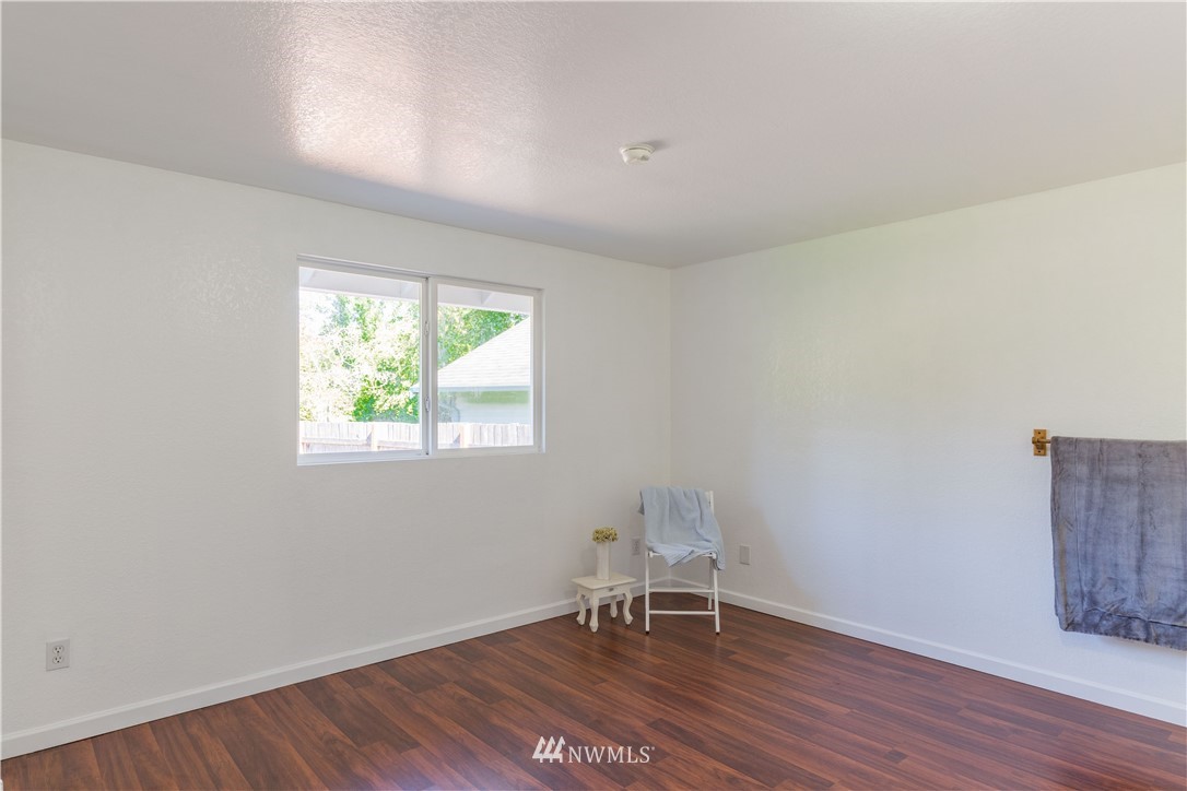 601 167th Street Southeast Bothell, WA 98012 - Photo 9 of 12