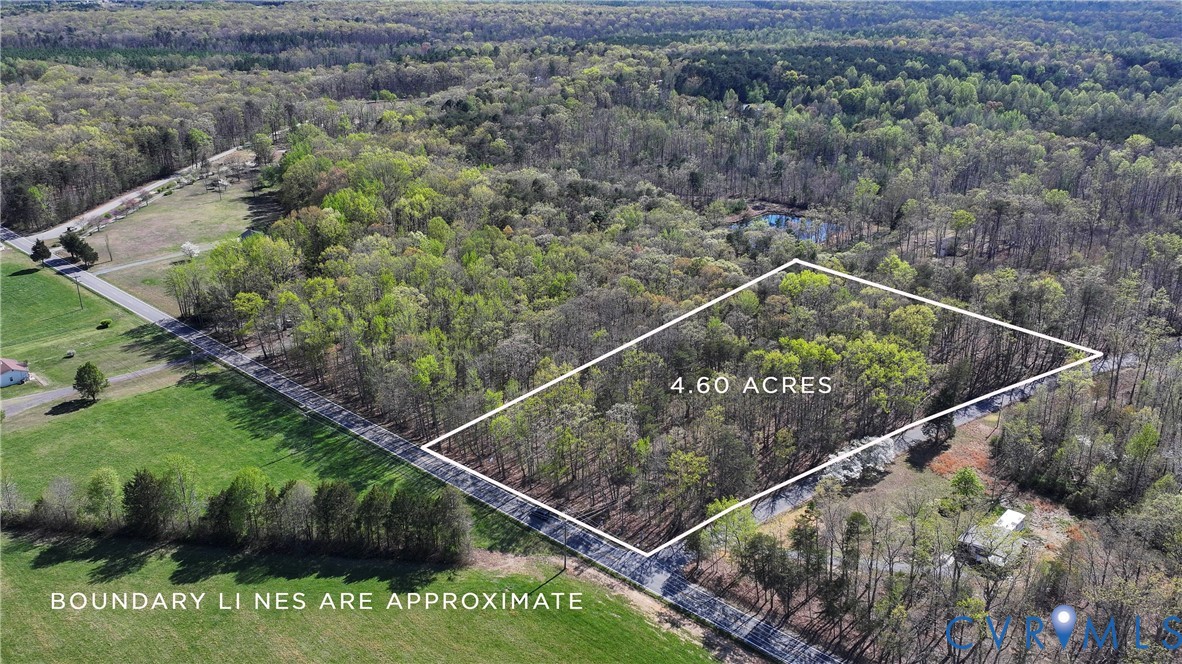 13476 Post Oak Road Spotsylvania, VA 22551 - Photo 2 of 16