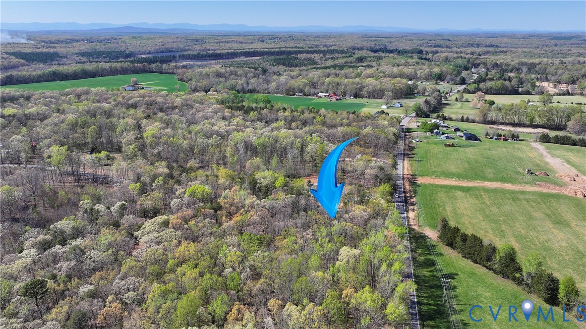 13476 Post Oak Road Spotsylvania, VA 22551 - Photo 3 of 16