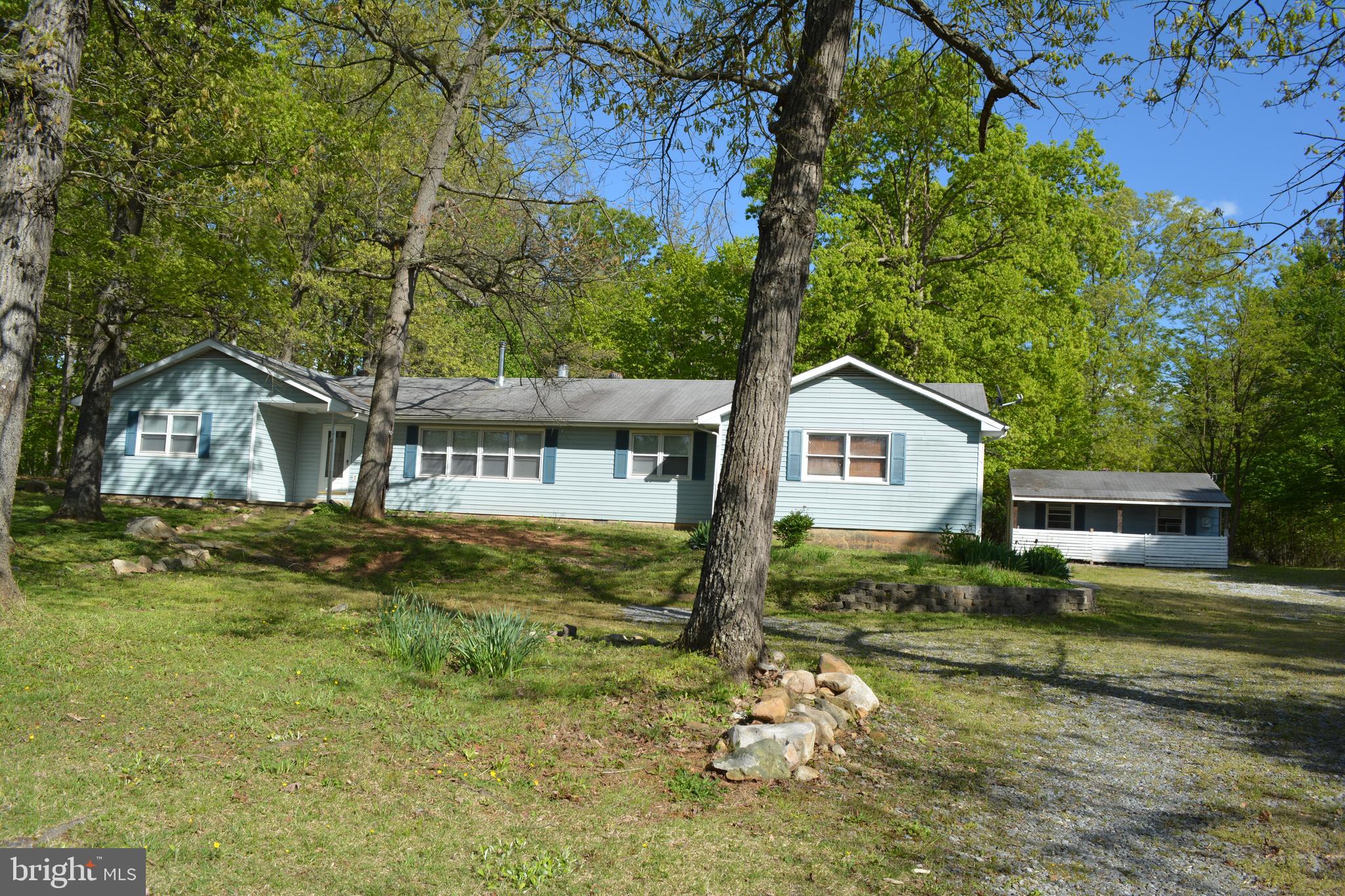 6278 Howellsville Road Front Royal, VA 22630 - Photo 5 of 93