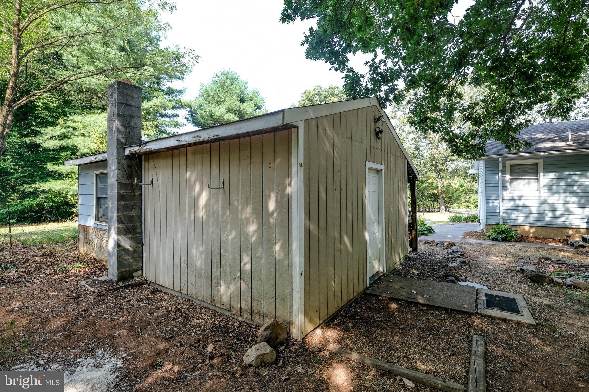 6278 Howellsville Road Front Royal, VA 22630 - Photo 9 of 93 Shed Shops
