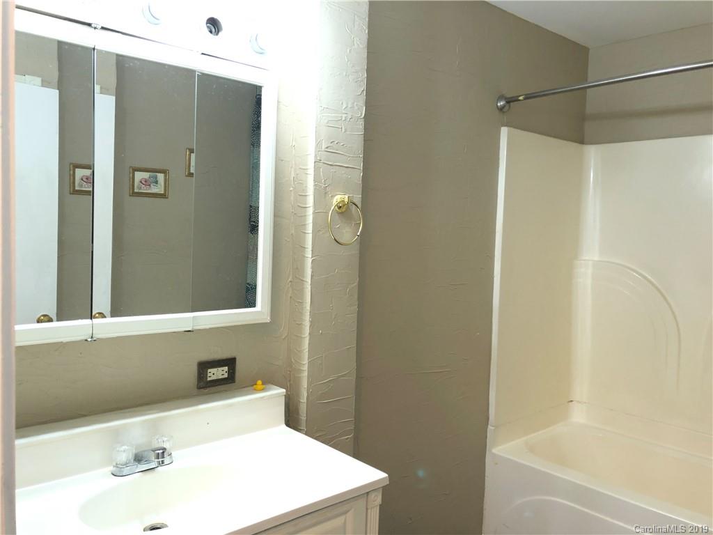 1702 Emmanuel Church Road Conover, NC 28613 - Photo 18 of 26 Gallery Image 18