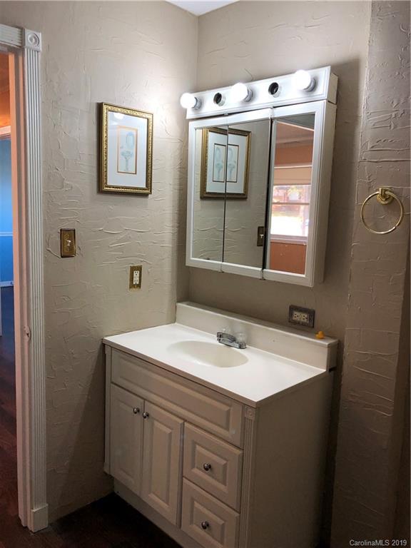 1702 Emmanuel Church Road Conover, NC 28613 - Photo 20 of 26 Gallery Image 20