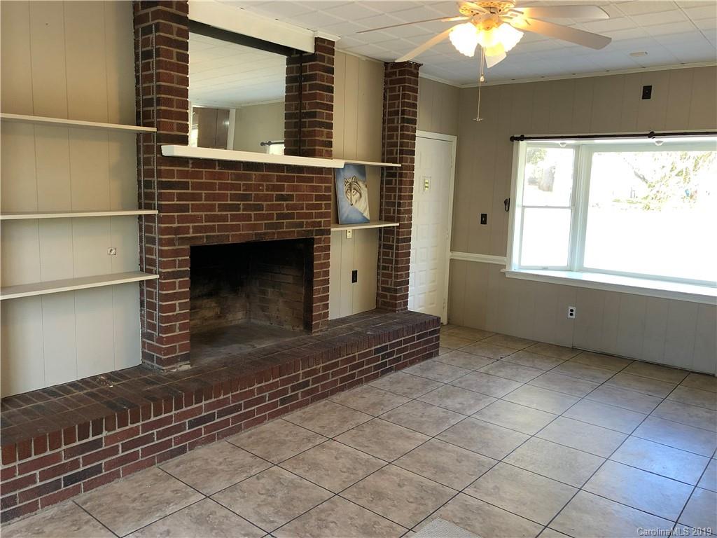 1702 Emmanuel Church Road Conover, NC 28613 - Photo 4 of 26 Gallery Image 4
