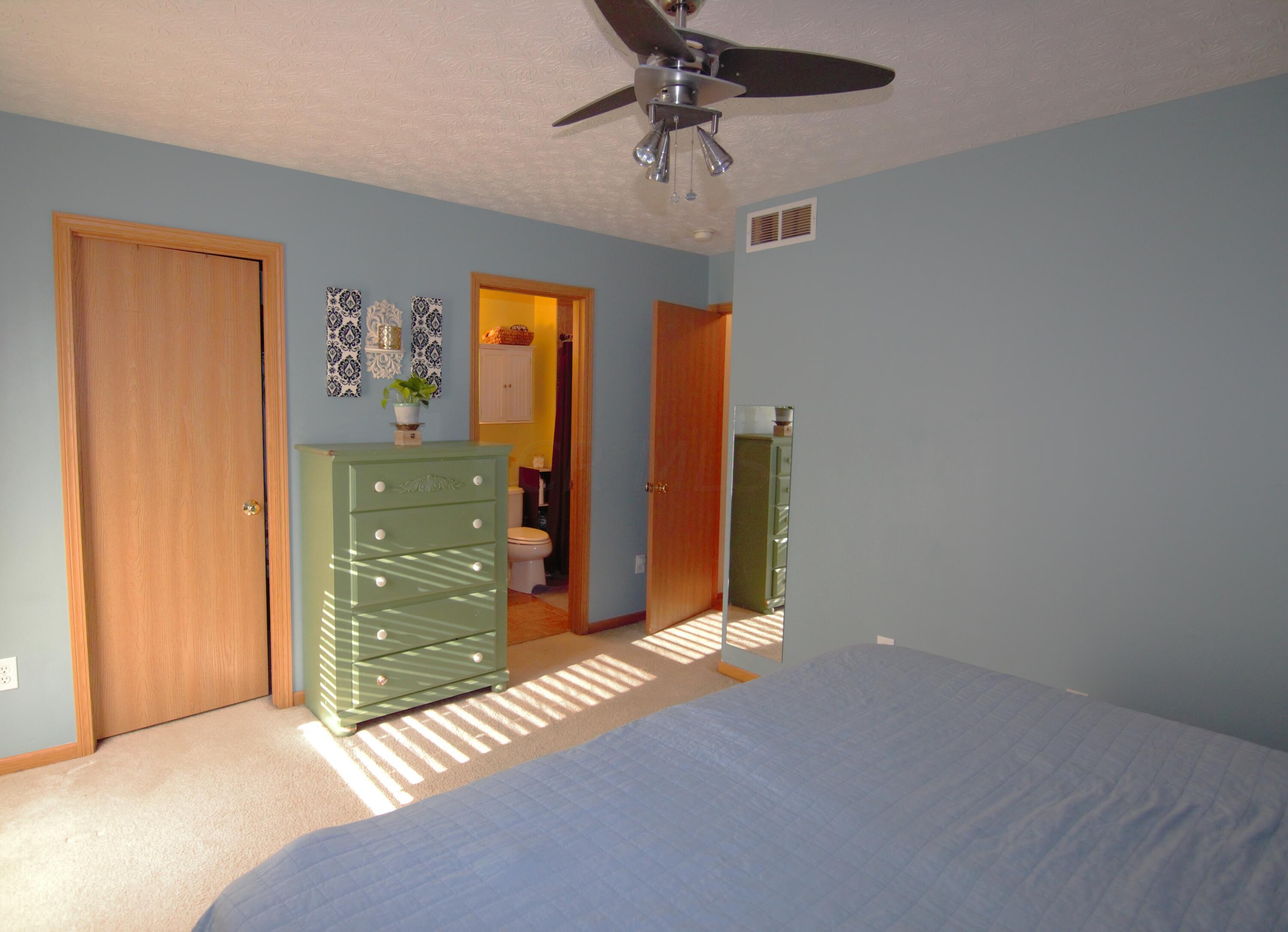 4571 Nickerson Road Columbus, OH 43228 - Photo 23 of 37 The owners suite full bath is on the left, before you exit the room.