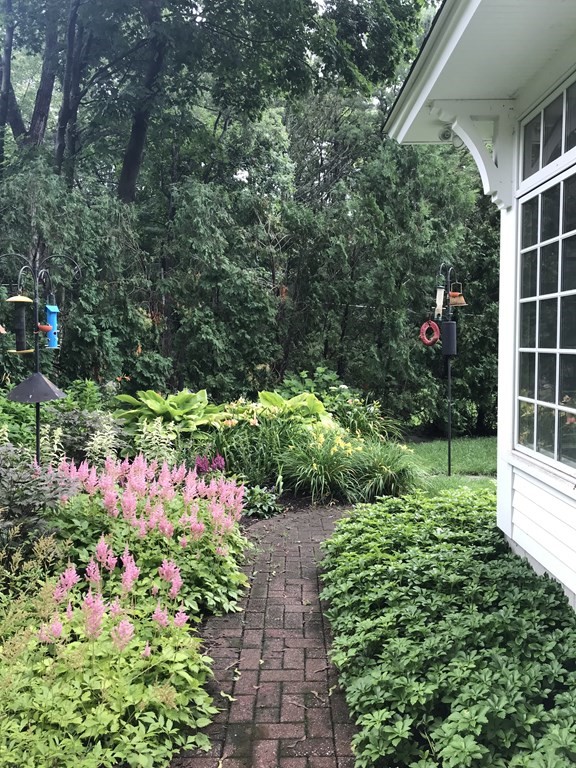 23 Massasoit Avenue Sudbury, MA 01776 - Photo 35 of 40