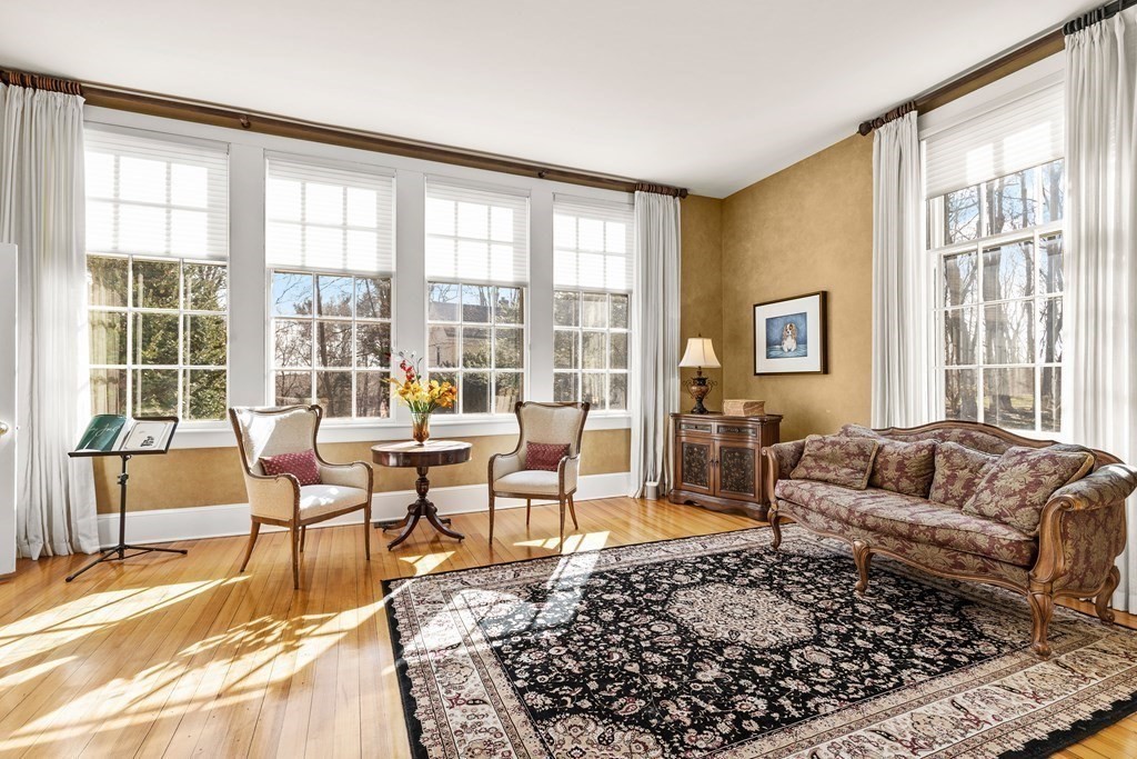 23 Massasoit Avenue Sudbury, MA 01776 - Photo 6 of 40