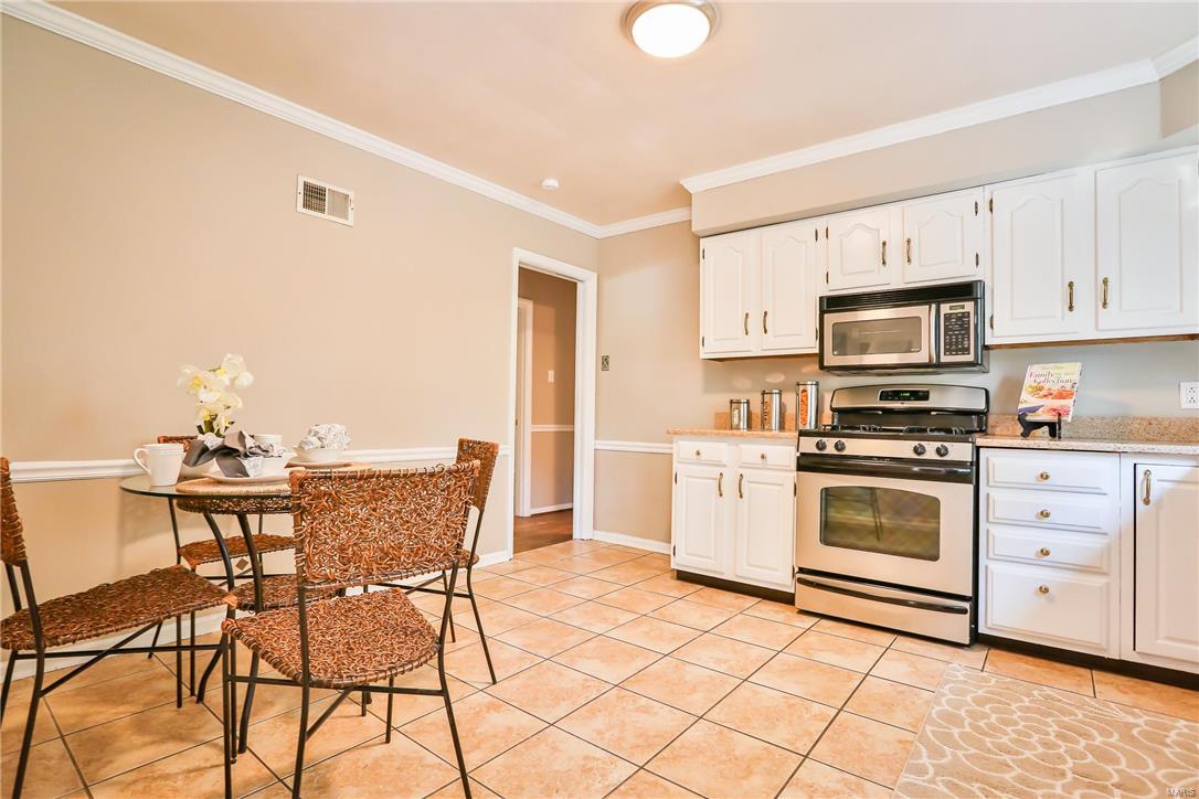 1416 Bopp Road Des Peres, MO 63131 - Photo 14 of 36