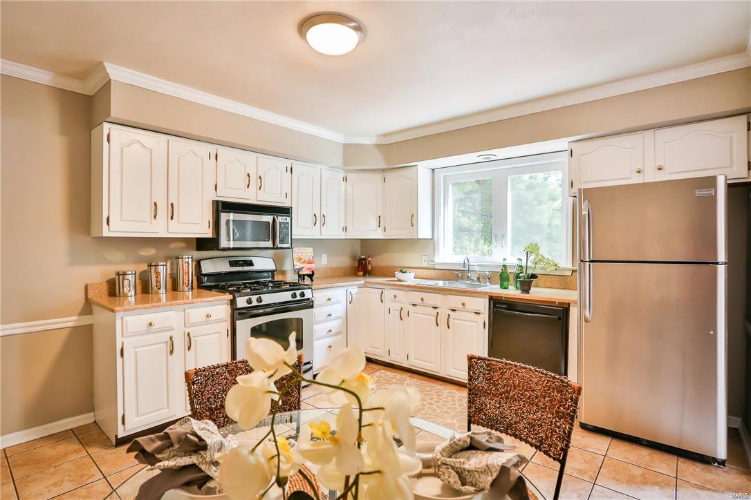 1416 Bopp Road Des Peres, MO 63131 - Photo 16 of 36