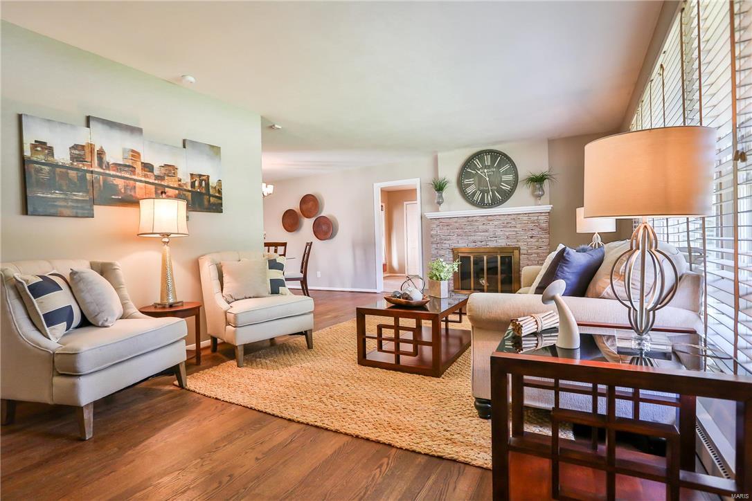 1416 Bopp Road Des Peres, MO 63131 - Photo 3 of 36