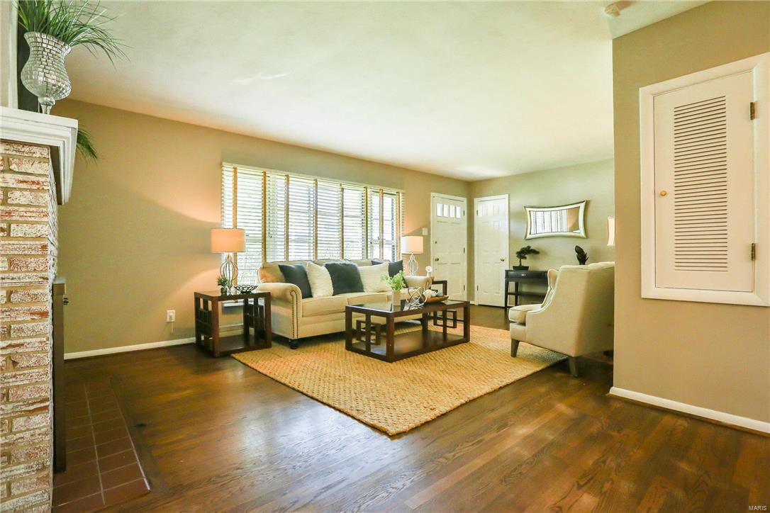 1416 Bopp Road Des Peres, MO 63131 - Photo 6 of 36