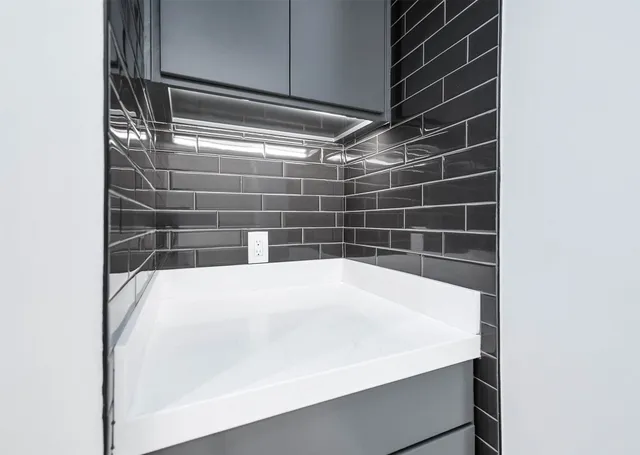 $2,249,000 | 207 West 33rd Street, Houston, TX 77018