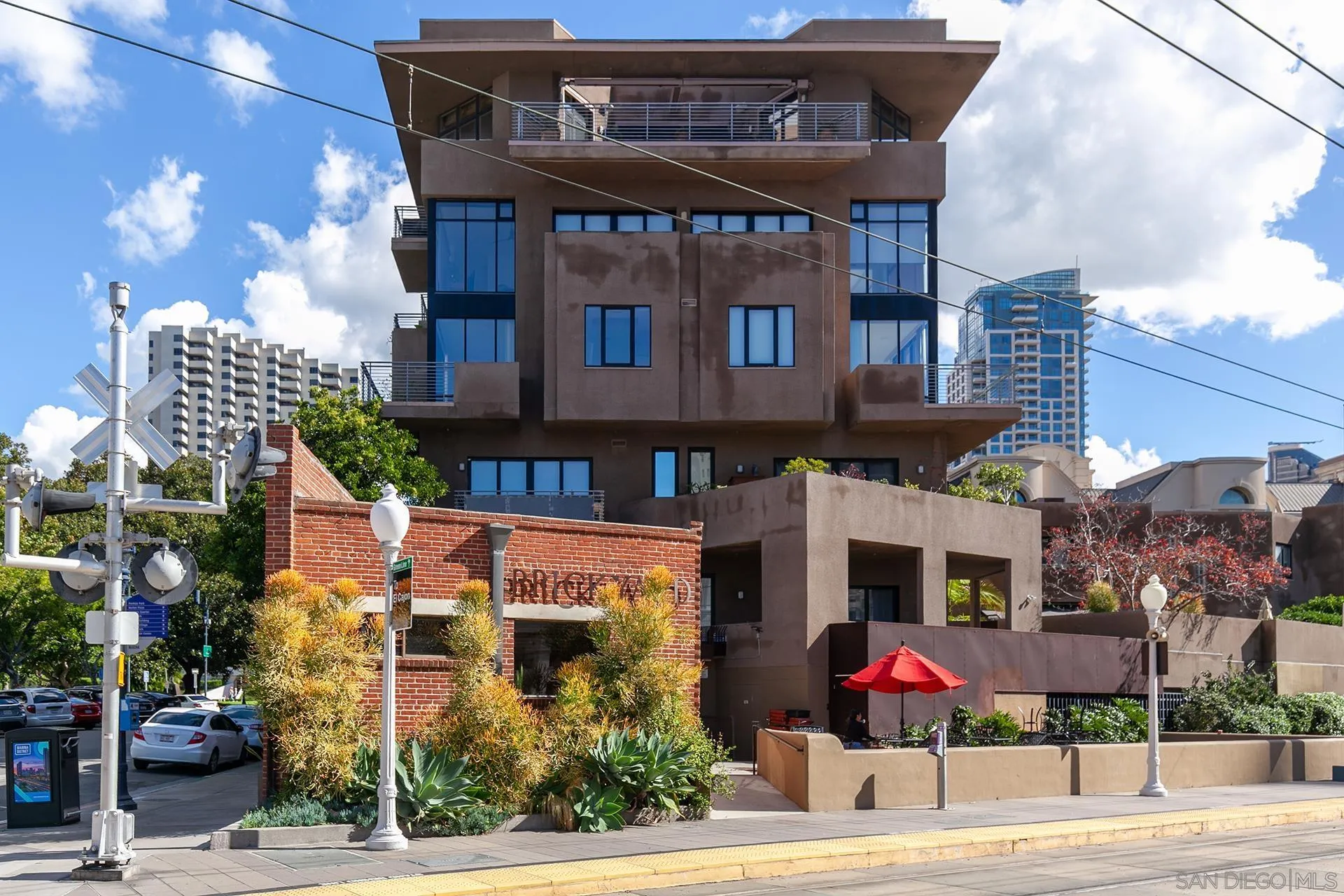 611 West G Street, Unit 321 San Diego, CA 92101 - Photo 3 of 28 a front view of a building with street