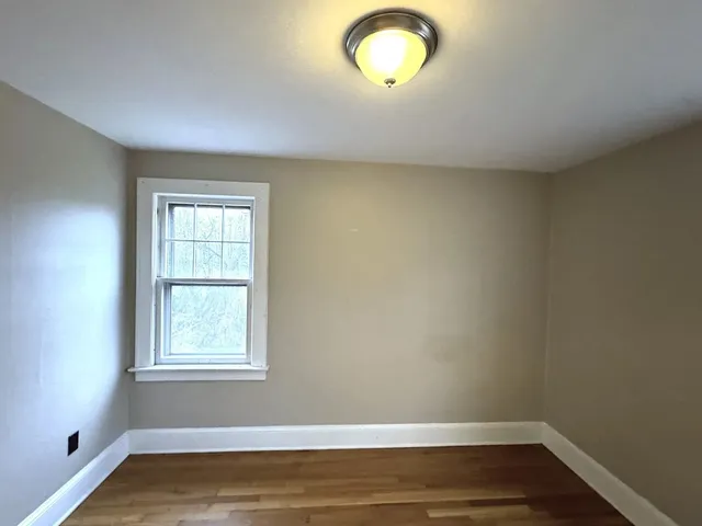 $1,800 | 3 Taylor Street, Johnson City, NY 13790