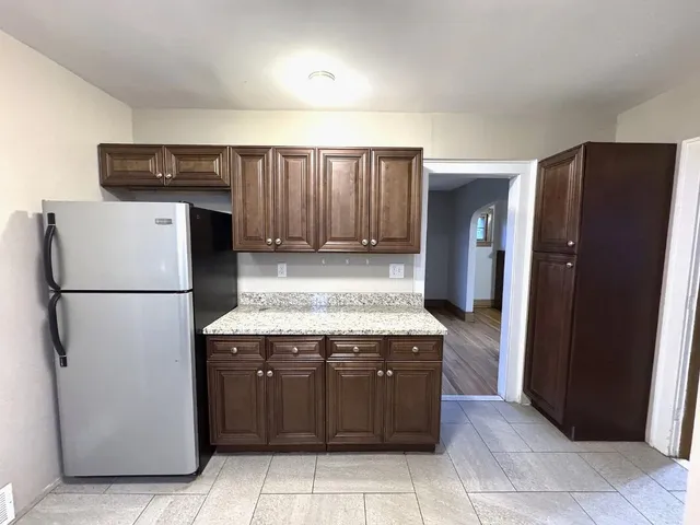 $1,800 | 3 Taylor Street, Johnson City, NY 13790