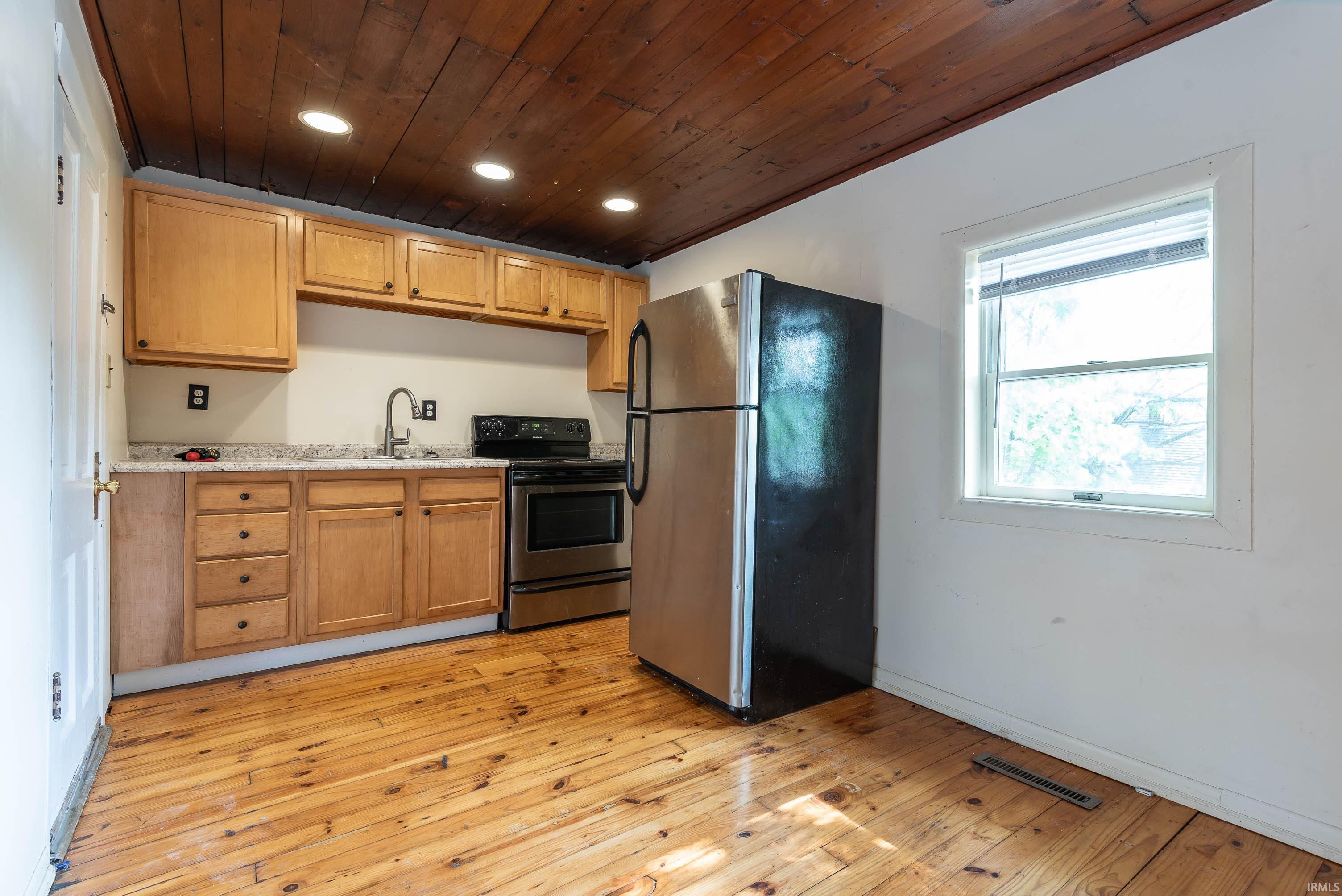 308 South Madison Street Bloomington, IN 47403 - Photo 24 of 28