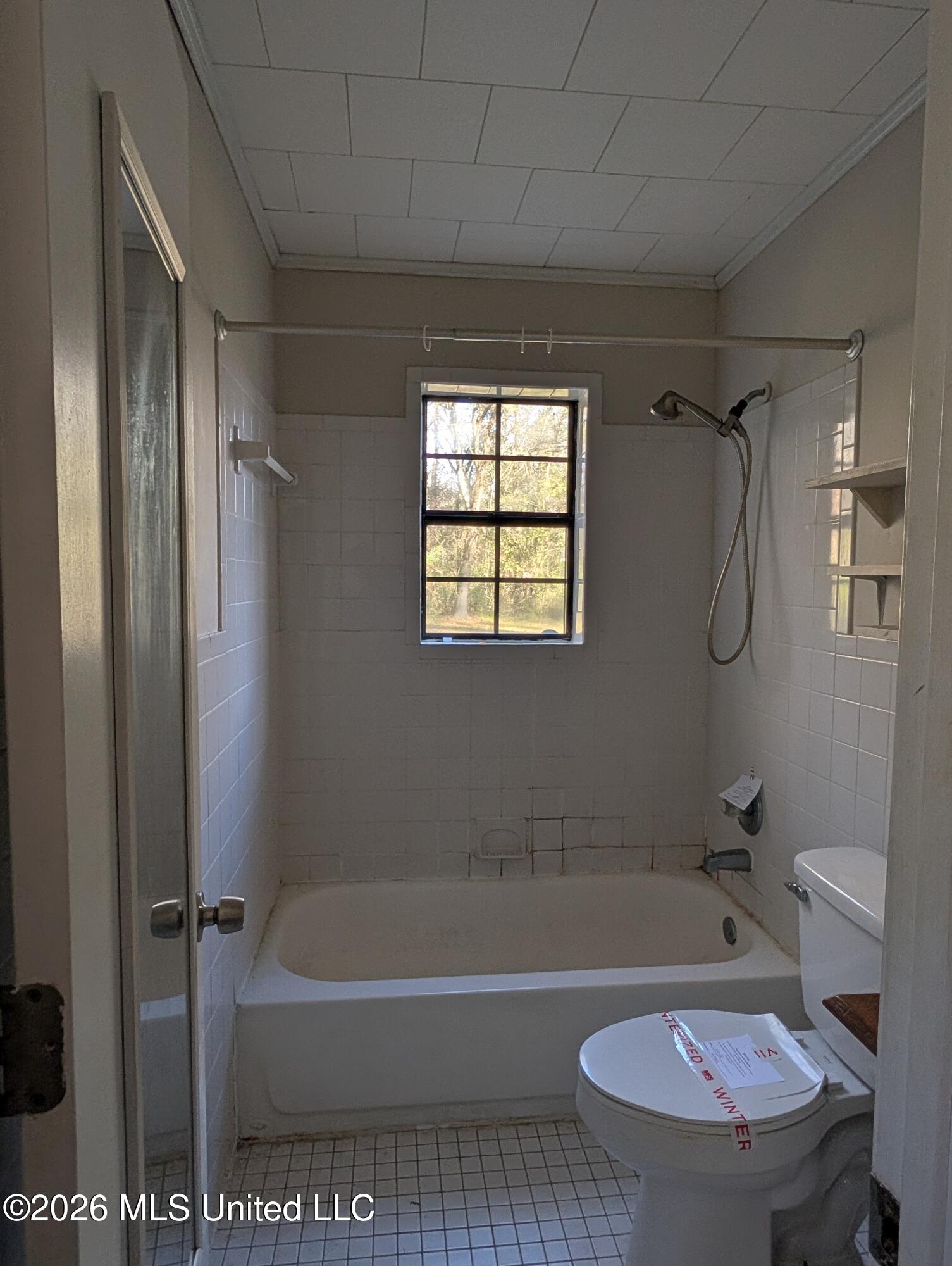 5810 30th Street Gulfport, MS 39501 - Photo 22 of 25 PXL_20260316_220139636.RAW-01