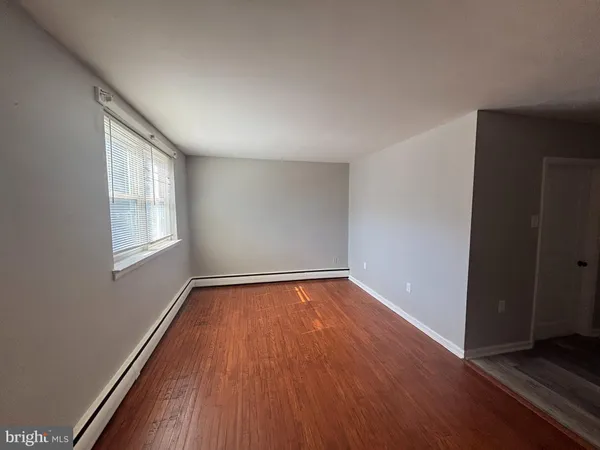 $1,300 | 1201 West Chelten Avenue, Unit 4, Philadelphia, PA 19126