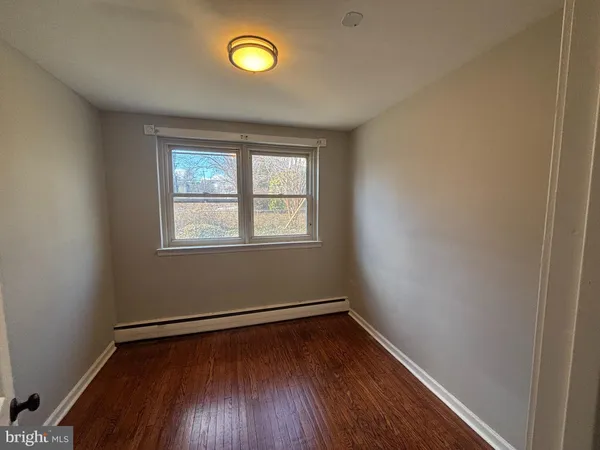 $1,300 | 1201 West Chelten Avenue, Unit 4, Philadelphia, PA 19126