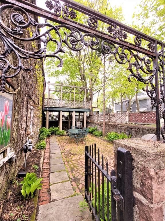 10 Atkinson Street Rochester, NY 14608 - Photo 4 of 50