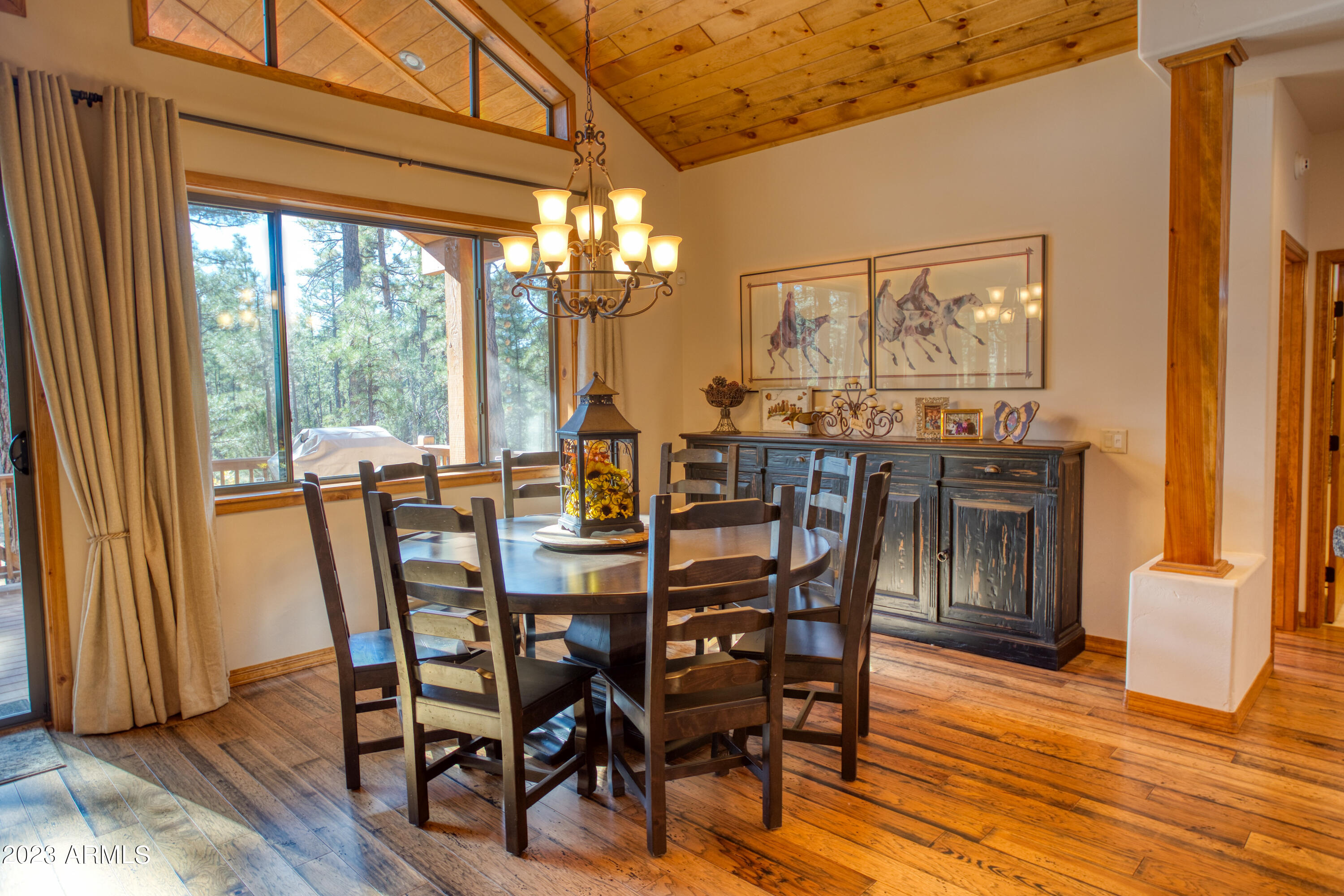 4761 West Hawthorn Road Show Low, AZ 85901 - Photo 9 of 37 Dining