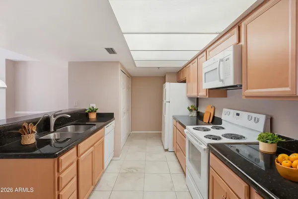 $345,500 | 100 East Fillmore Street, Unit 102, Phoenix, AZ 85004
