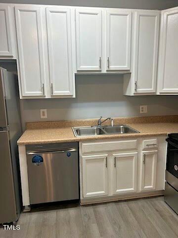 350 Gilman Lane, Unit 108 Raleigh, NC 27610 - Photo 6 of 34 NEW Stainless Appliances July 2024