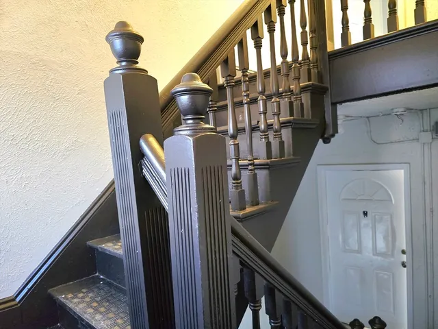 $784,900 | 5 Mt Pleasant Street, Worcester, MA 01610