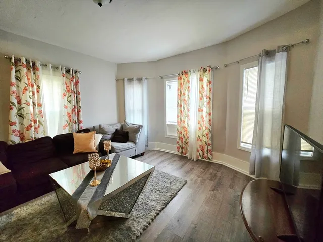 $784,900 | 5 Mt Pleasant Street, Worcester, MA 01610