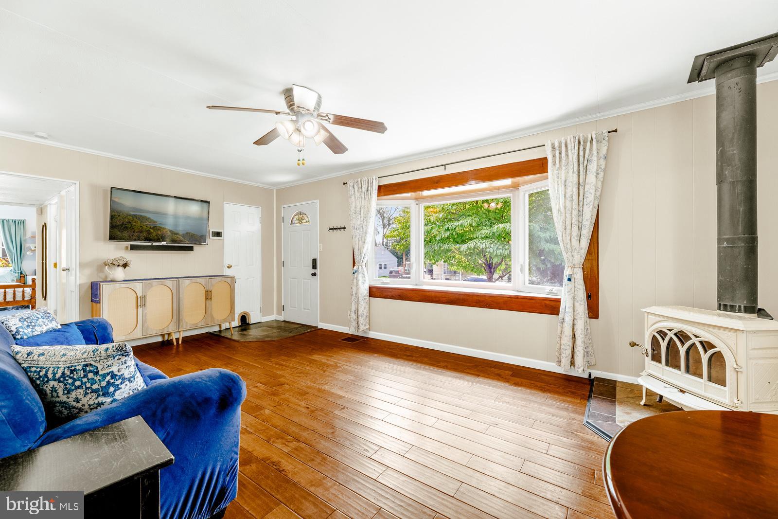 221 Devon Road Fairless Hills, PA 19030 - Photo 6 of 23 Gallery Image 6