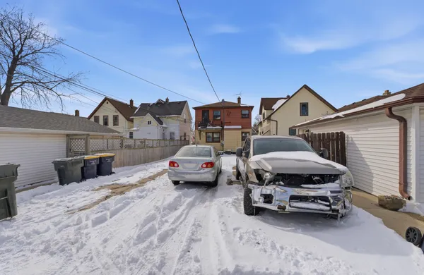 $269,900 | 2120 South 76th Street, West Allis, WI 53219