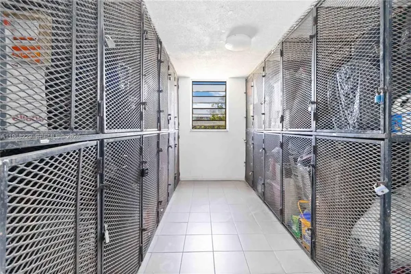 $279,900 | 8895 Fontainebleau Boulevard, Unit 504, Miami, FL 33172