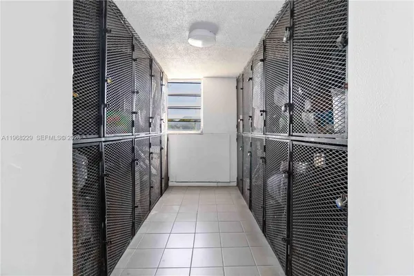 $279,900 | 8895 Fontainebleau Boulevard, Unit 504, Miami, FL 33172