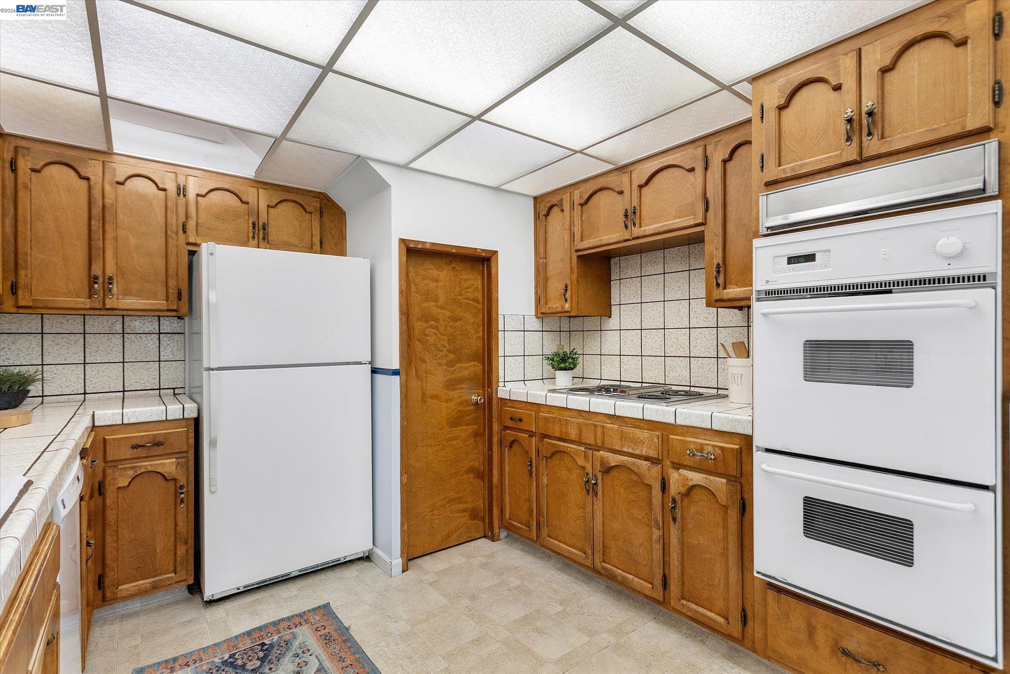156 Mecartney Road Alameda, CA 94502 - Photo 20 of 67