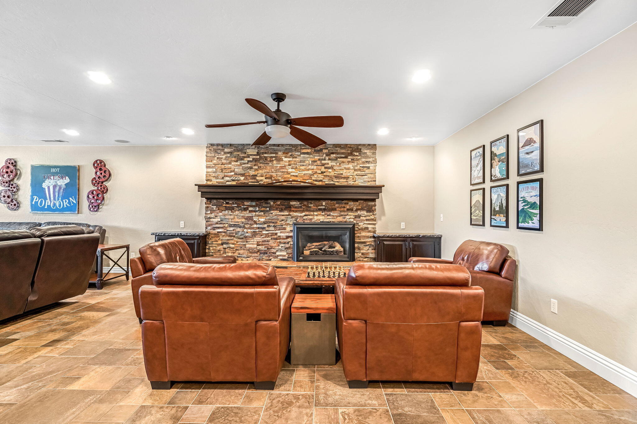 505 Ash Street Lemoore, CA 93245 - Photo 6 of 66 11-DSC02171_2_3_5