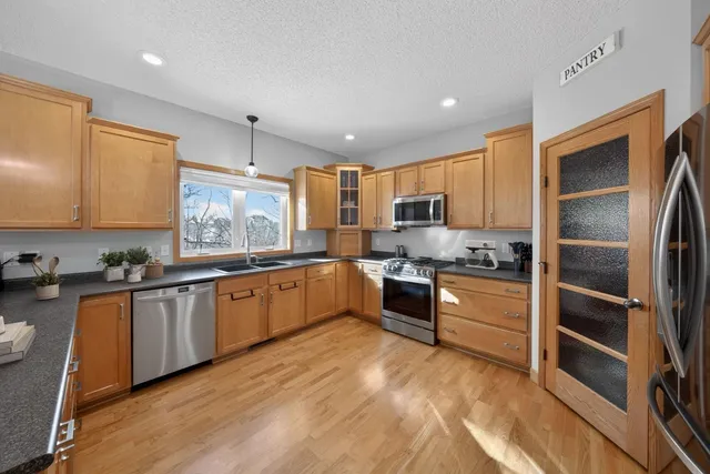 $609,900 | 968 Southern View Lane Southwest, Rochester, MN 55902