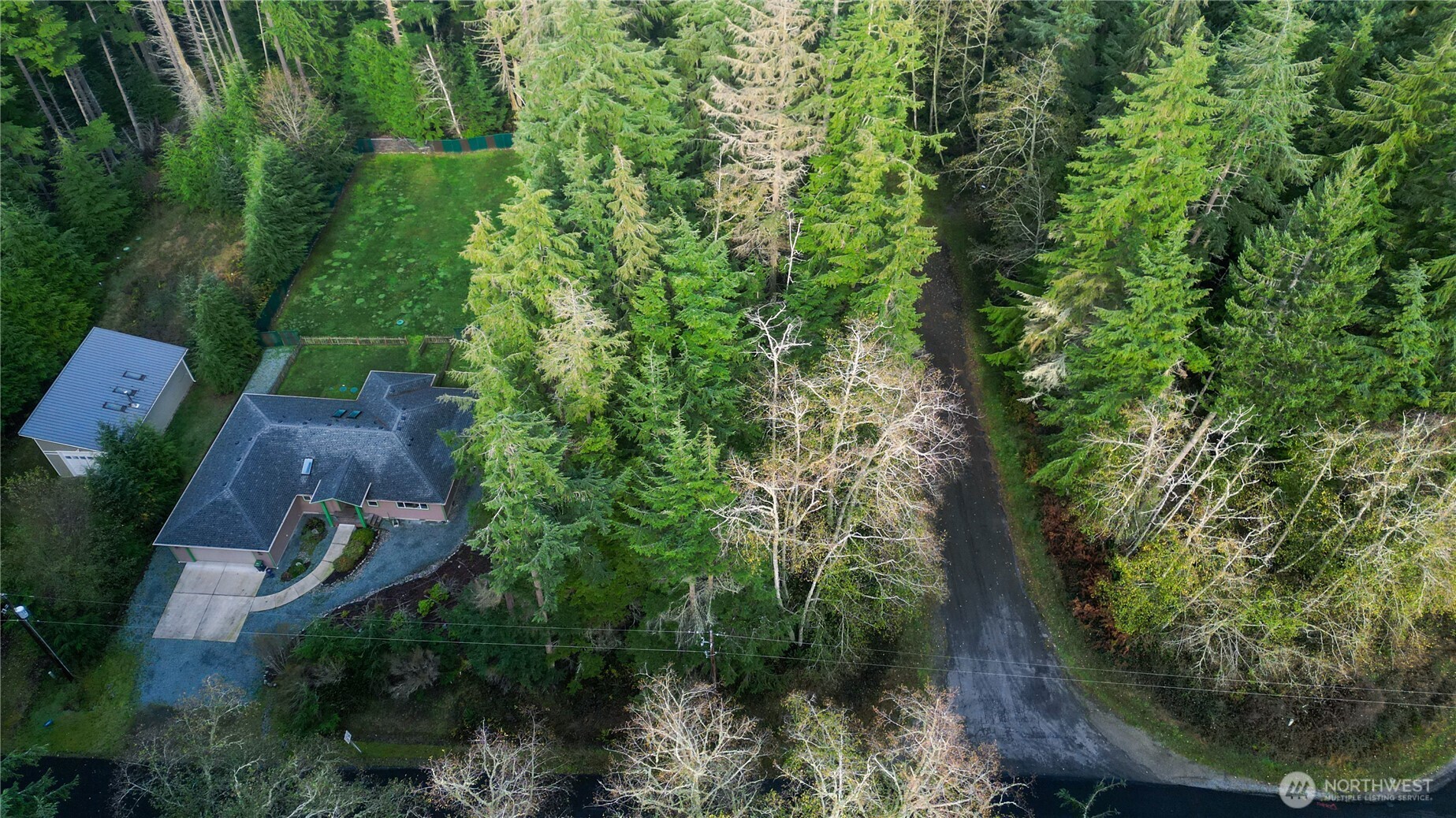 3078 Spahr Road Greenbank, WA 98253 - Photo 2 of 9