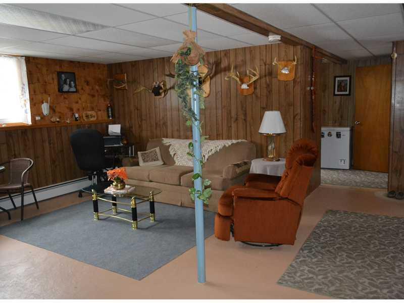 560 North Dixmont Road Troy, ME 04987 - Photo 17 of 17 Den/Family/Great Room.