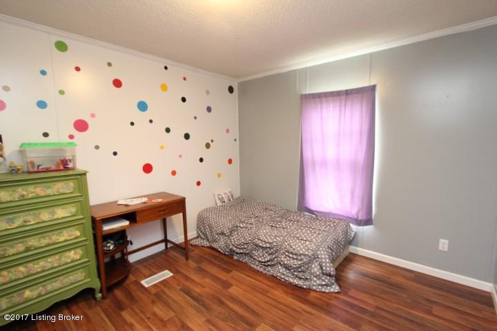 1044 Lanes Mill Road Lawrenceburg, KY 40342 - Photo 20 of 28 Bedroom 4 (2)