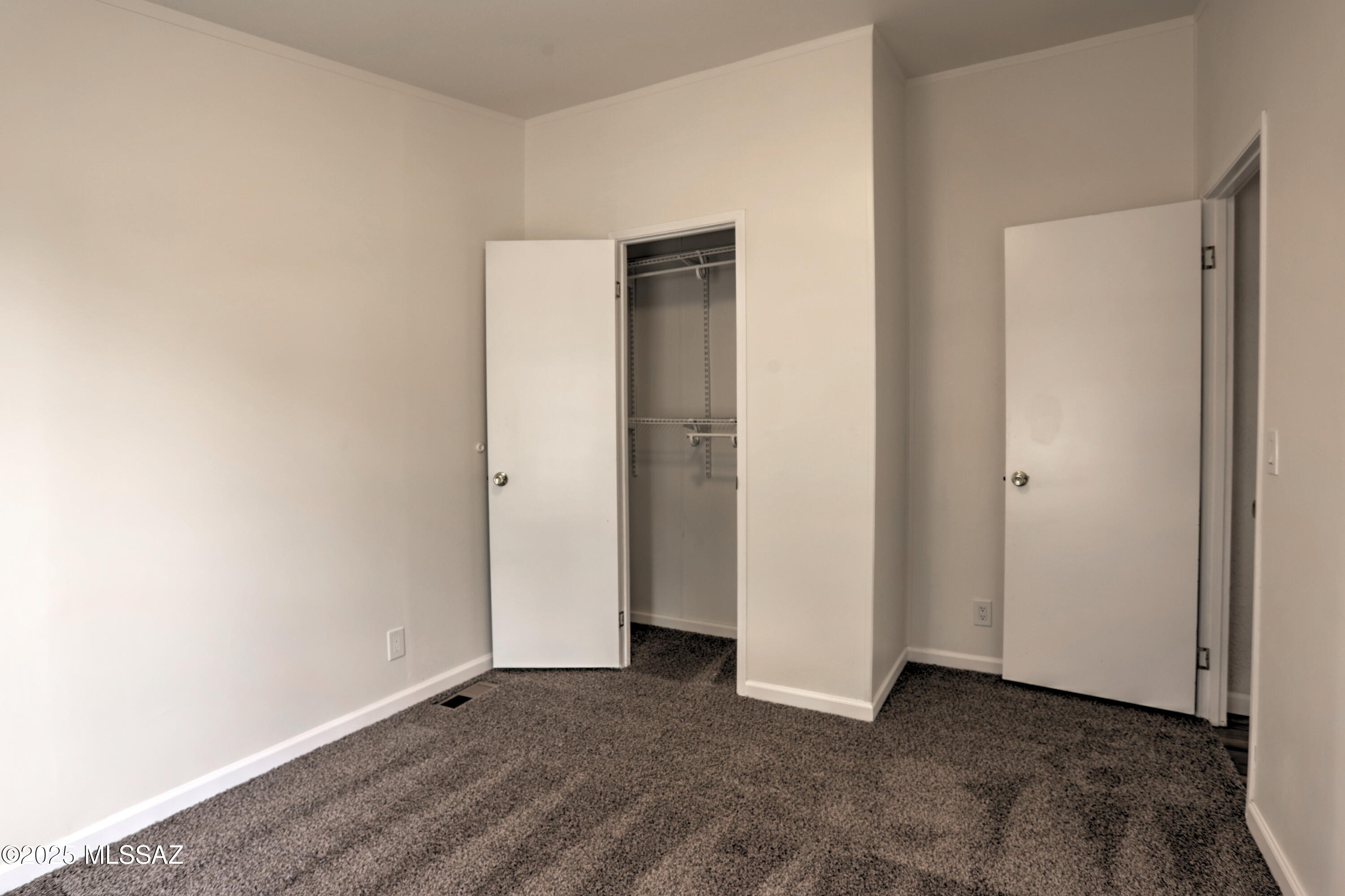 5346 South Lemon Tree Drive Tucson, AZ 85757 - Photo 28 of 29 43