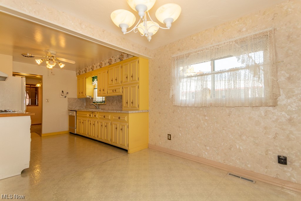 1775 Empire Road Wickliffe, OH 44092 - Photo 14 of 35 Gallery Image 14