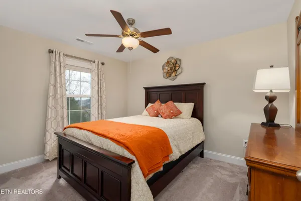 $385,000 | 335 Jacksonian Way, Lenoir City, TN 37772