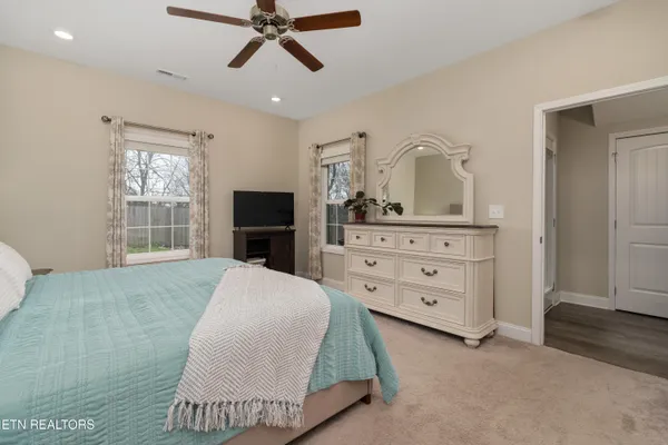 $385,000 | 335 Jacksonian Way, Lenoir City, TN 37772