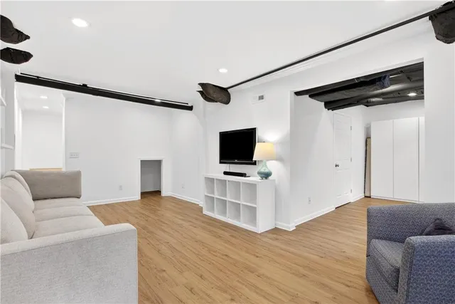 $900,000 | 5092 Hidden Branches Circle, Dunwoody, GA 30338