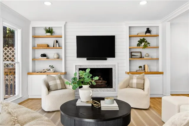 $900,000 | 5092 Hidden Branches Circle, Dunwoody, GA 30338