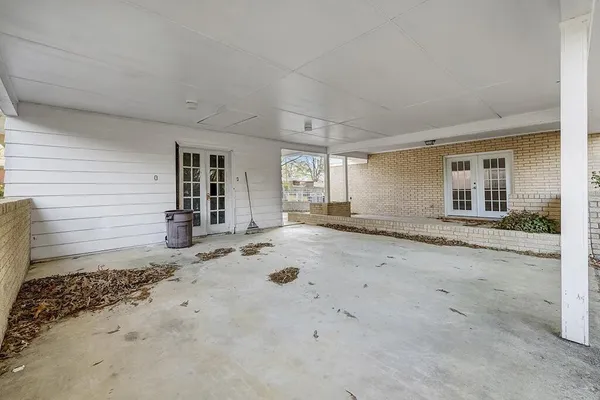 a building outdoor space with patio area view