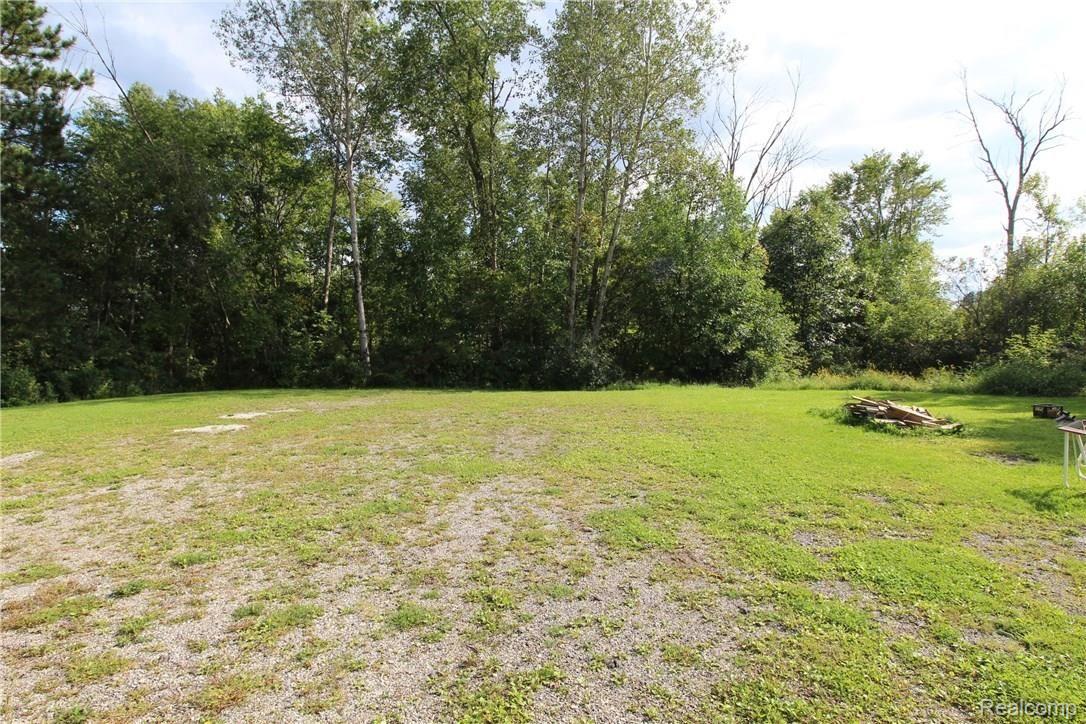2912 Daley Road Lapeer, MI 48446 - Photo 32 of 32 IMG_9289.JPG