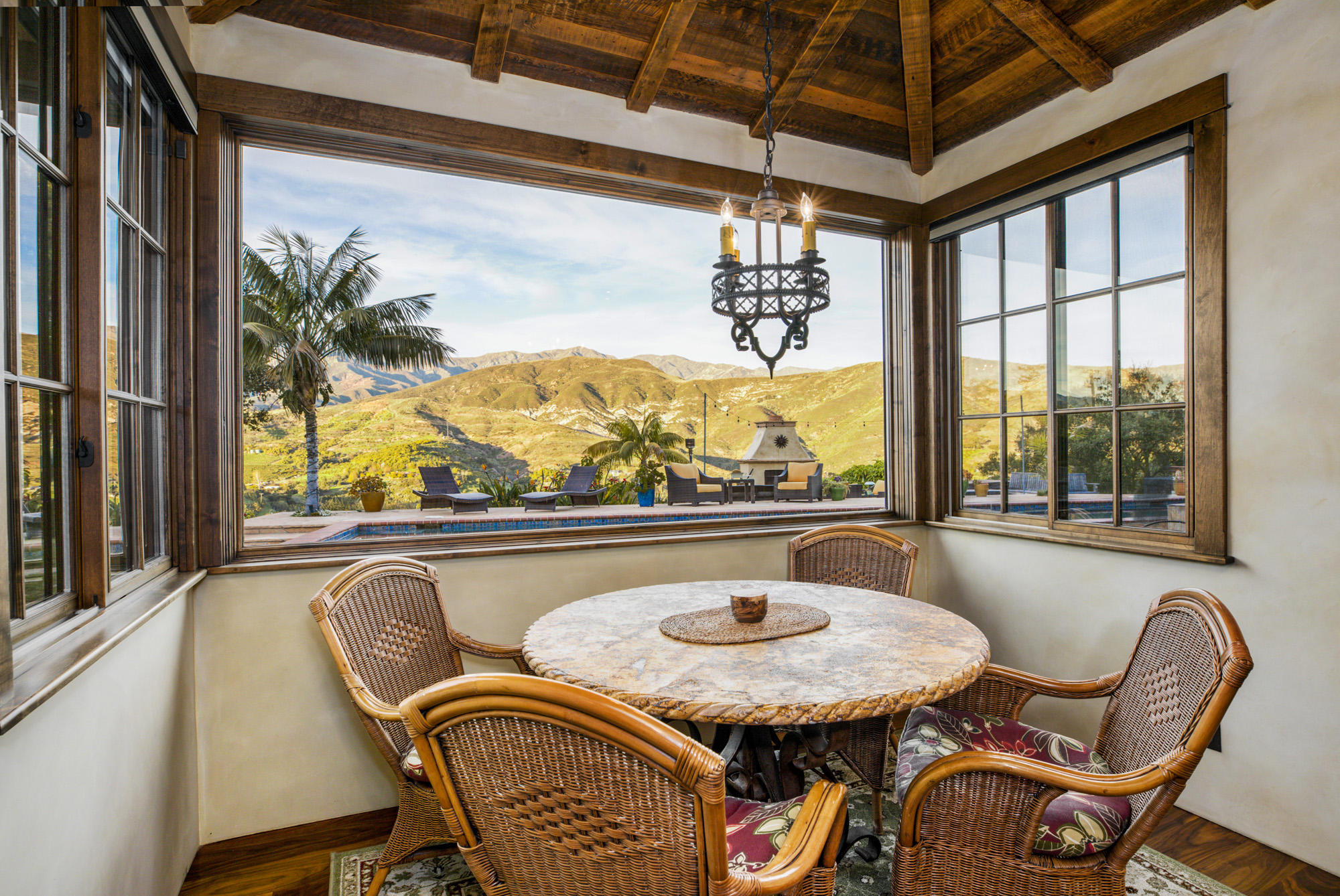 7331 Shepard Mesa Road Carpinteria, CA 93013 - Photo 8 of 26 11_7331 Sheppard Mesa_0022