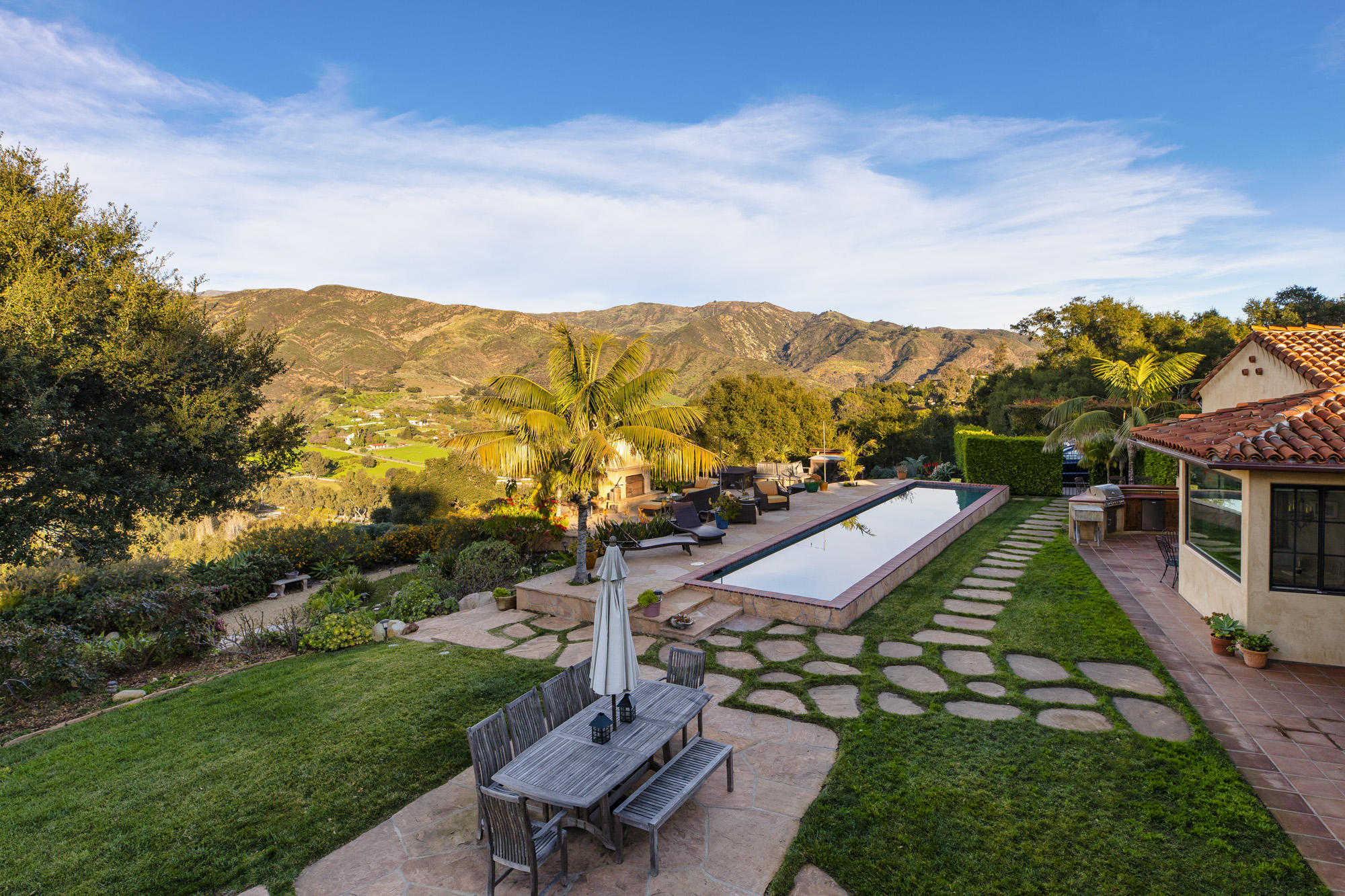 7331 Shepard Mesa Road Carpinteria, CA 93013 - Photo 9 of 26 12_7331 Sheppard Mesa_0004