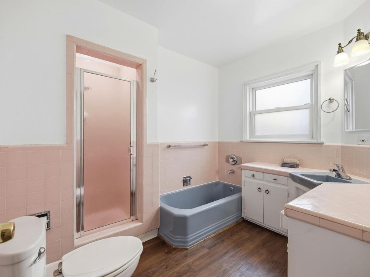 10537 Rochester Avenue Los Angeles, CA 90024 - Photo 12 of 27